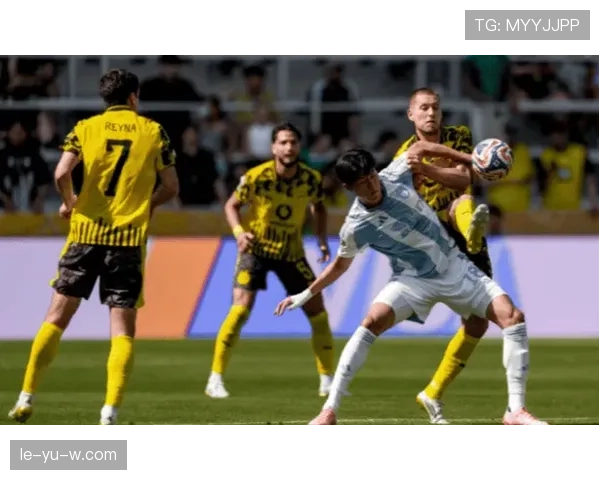 曼城进攻火力全开，豪取连胜强势领跑